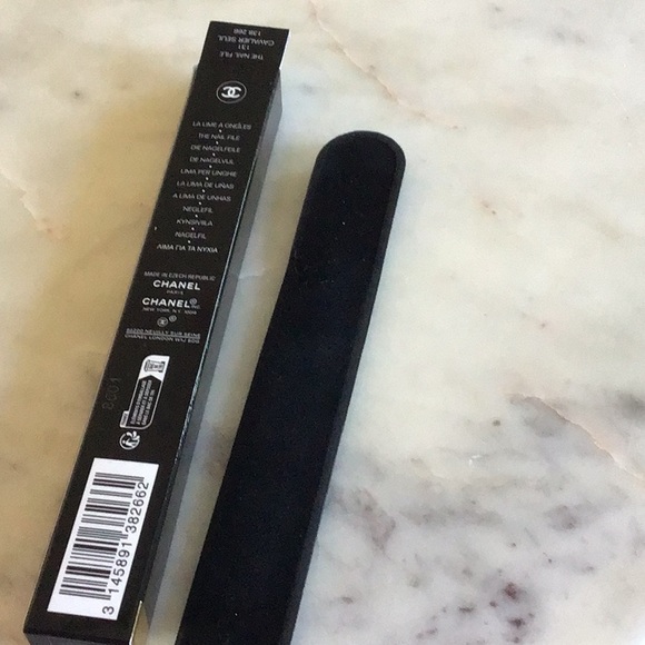 Chanel Code Couleur Limited Cavalier Seul (green) The Nail File Ongles New - Picture 3 of 3